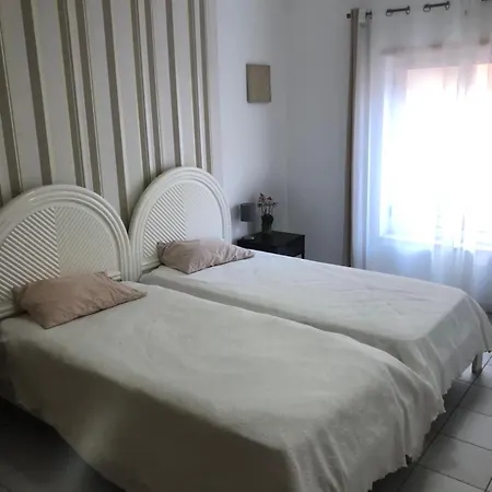 Apartment Da Rocha *